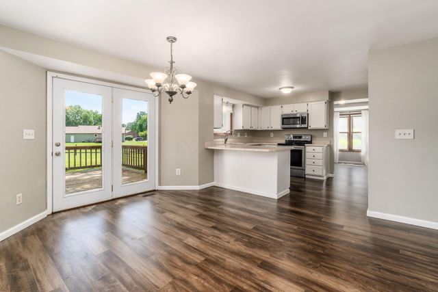 185 Lookout Lane SW, Pataskala, OH 43062