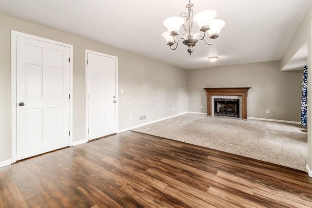 185 Lookout Lane SW, Pataskala, OH 43062