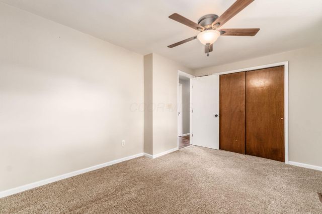 185 Lookout Lane SW, Pataskala, OH 43062