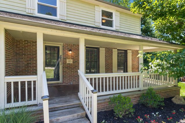 185 Lookout Lane SW, Pataskala, OH 43062