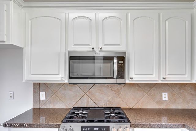 104 Bridge Hollow Lane, Canton, MS 39046