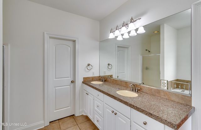 104 Bridge Hollow Lane, Canton, MS 39046