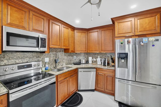 3333 NE 34th Street 701, Fort Lauderdale, FL 33308