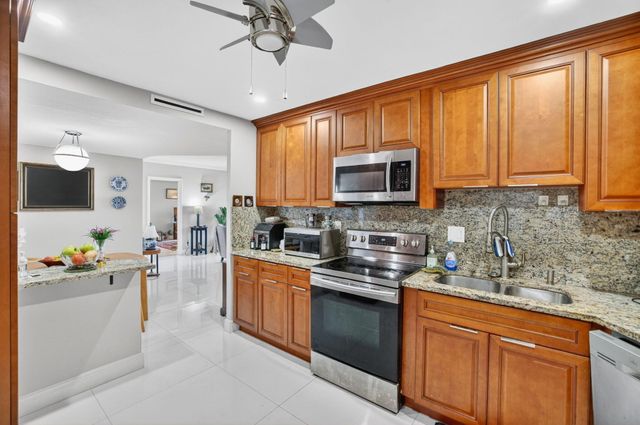 3333 NE 34th Street 701, Fort Lauderdale, FL 33308