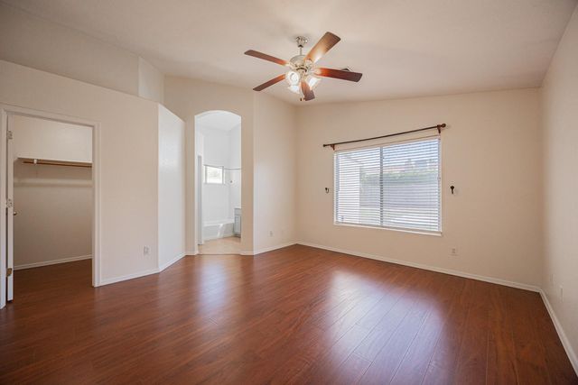 601 S Silverbrush Drive, Chandler, AZ 85226