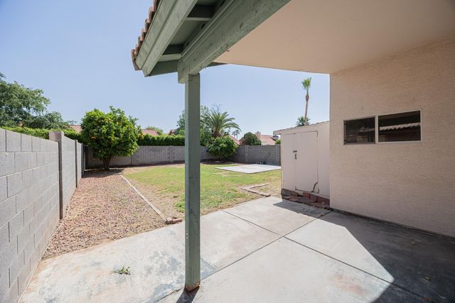 601 S Silverbrush Drive, Chandler, AZ 85226