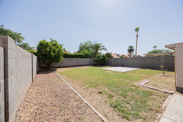 601 S Silverbrush Drive, Chandler, AZ 85226