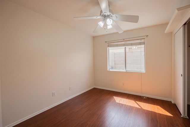 601 S Silverbrush Drive, Chandler, AZ 85226