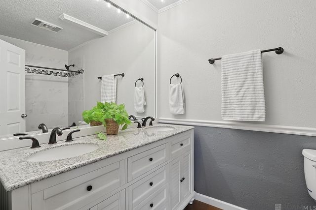 11136 Village Green Dr, Greenwell Springs, LA 70739