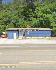 1814 UNIVERSITY Boulevard N, Jacksonville, FL 32211
