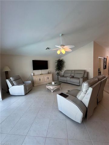 21489 Sheridan RUN, Estero, FL 33928