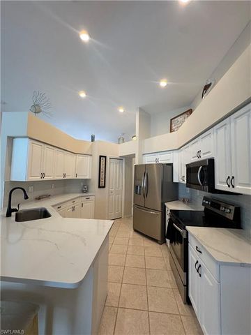 21489 Sheridan RUN, Estero, FL 33928