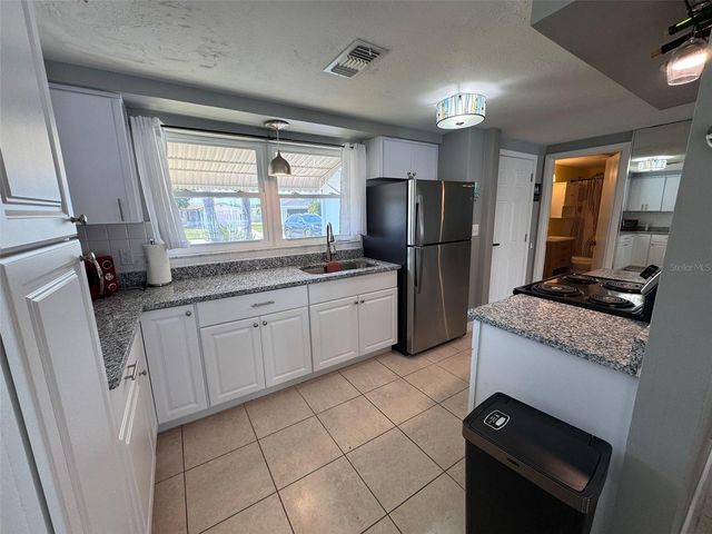 5102 BLUE HERON DRIVE, New Port Richey, FL 34652