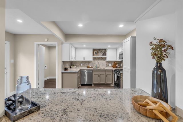 1810 N Red Cedar Circle, The Woodlands, TX 77380