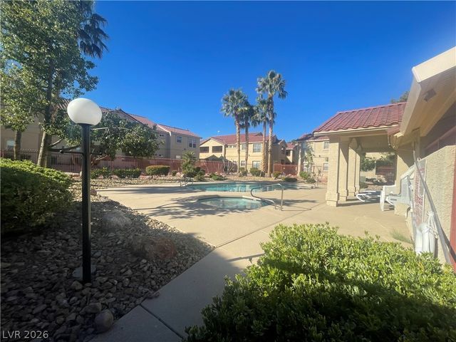 520 Arrowhead Trail 223, Henderson, NV 89015
