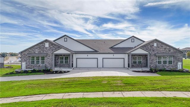 145 S Diane Drive, Olathe, KS 66061