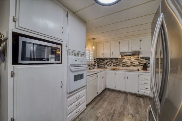 4826 Powell Lake Road, Topock, AZ 86436