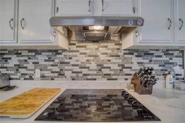 4826 Powell Lake Road, Topock, AZ 86436