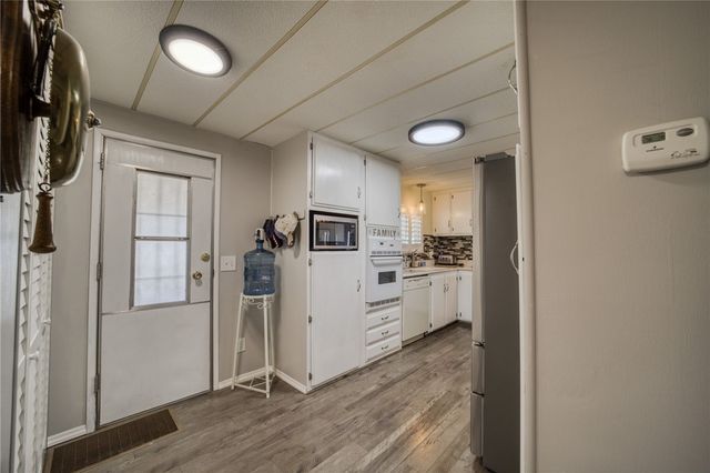 4826 Powell Lake Road, Topock, AZ 86436