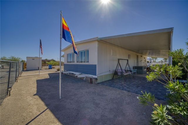 4826 Powell Lake Road, Topock, AZ 86436