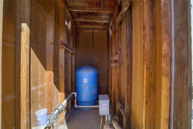 4826 Powell Lake Road, Topock, AZ 86436