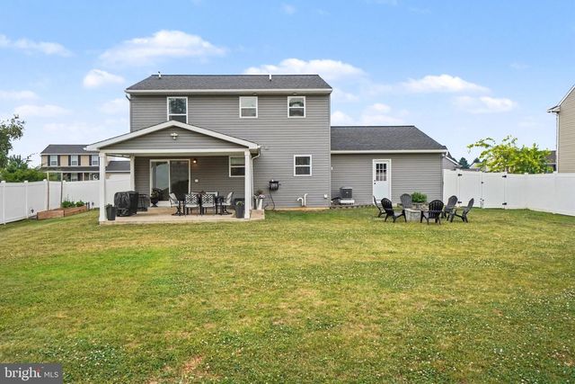 223 EDGEMONT LN, Newmanstown, PA 17073