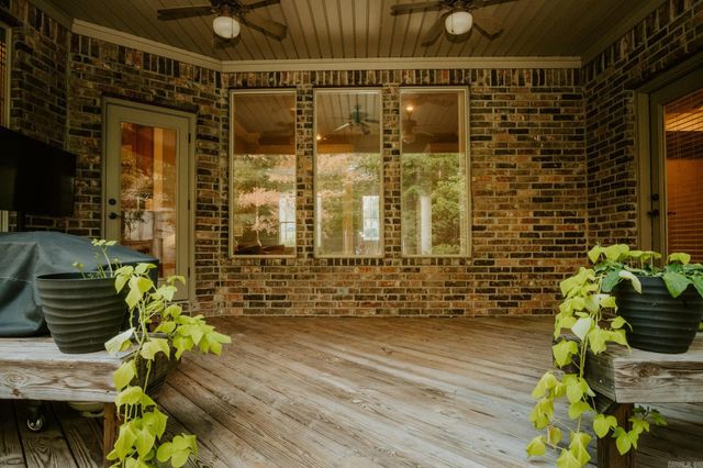 3908 Robinwood Circle, Bryant, AR 72022