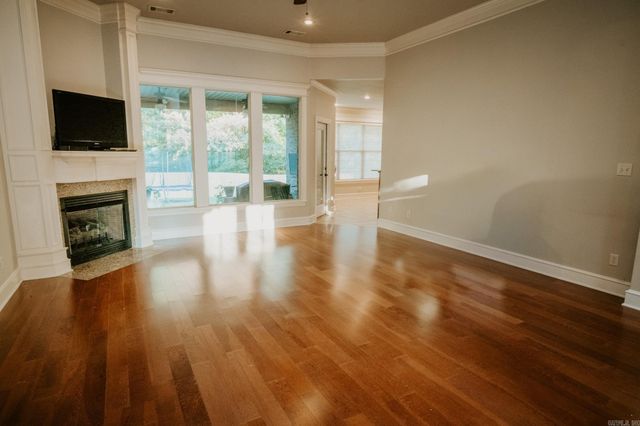 3908 Robinwood Circle, Bryant, AR 72022