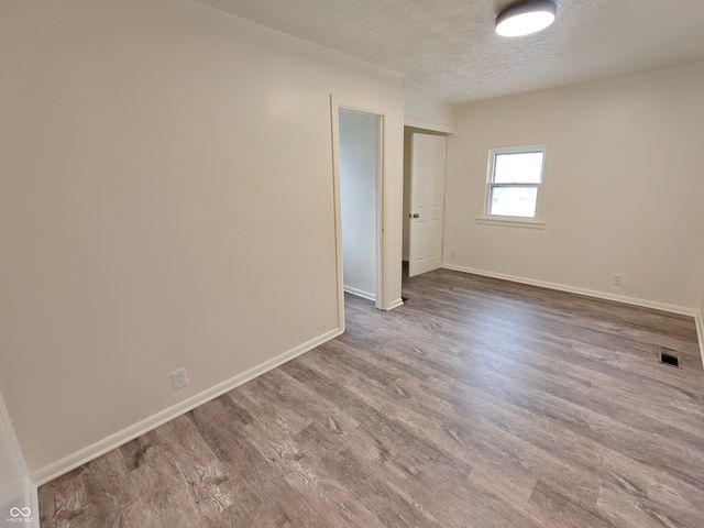 734 Main Street, Shelbyville, IN 46176