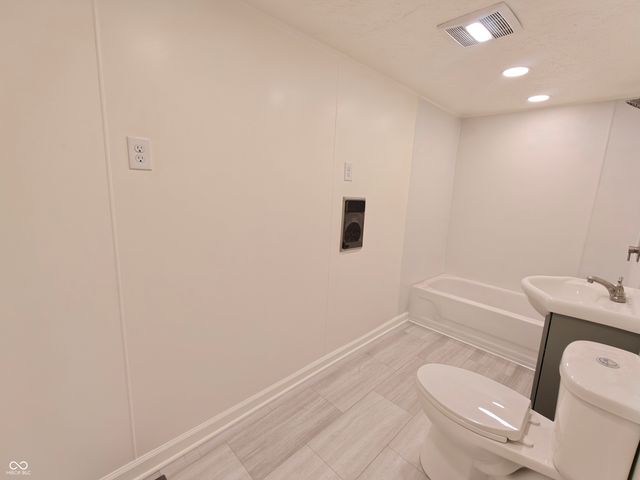 734 Main Street, Shelbyville, IN 46176