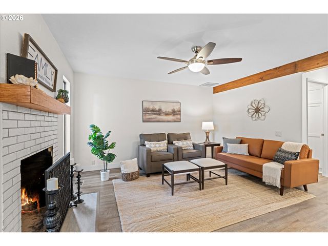 6920 Sw 130TH Ave, Beaverton, OR 97008