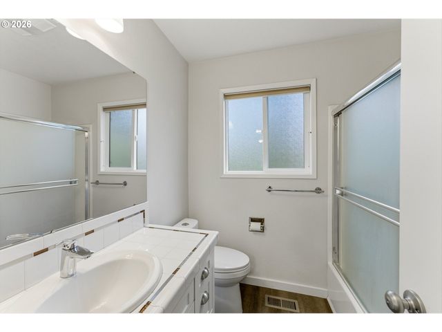 6920 Sw 130TH Ave, Beaverton, OR 97008