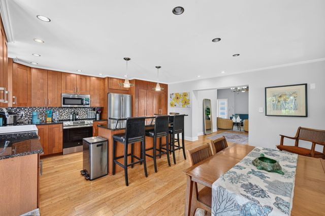 601 NE 14th Place, Fort Lauderdale, FL 33304