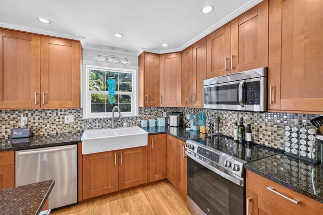 601 NE 14th Place, Fort Lauderdale, FL 33304