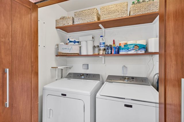601 NE 14th Place, Fort Lauderdale, FL 33304