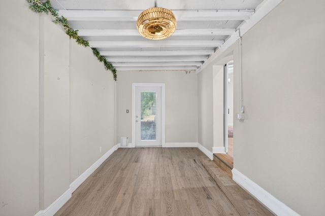 601 NE 14th Place, Fort Lauderdale, FL 33304