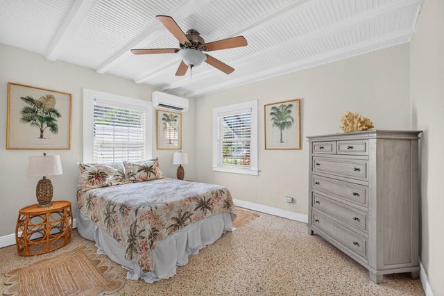 601 NE 14th Place, Fort Lauderdale, FL 33304