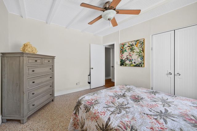 601 NE 14th Place, Fort Lauderdale, FL 33304
