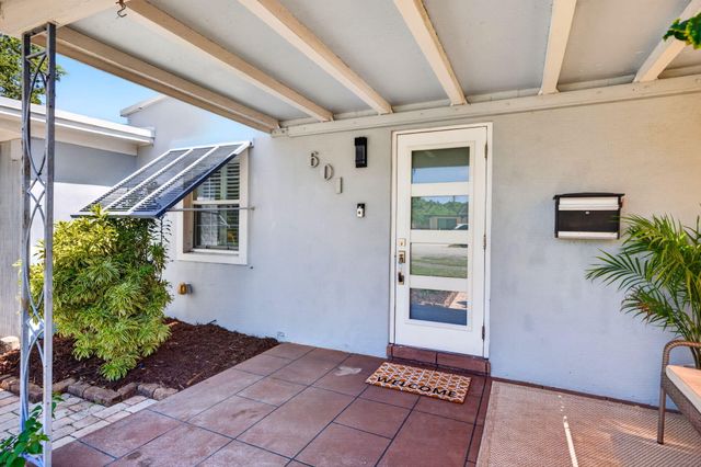 601 NE 14th Place, Fort Lauderdale, FL 33304