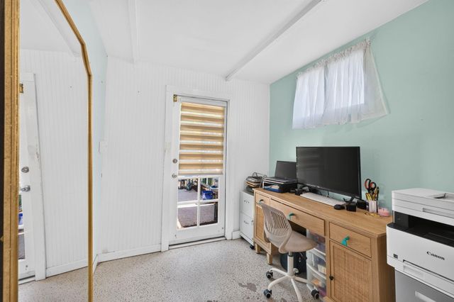 601 NE 14th Place, Fort Lauderdale, FL 33304