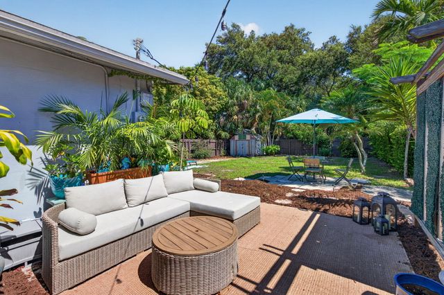 601 NE 14th Place, Fort Lauderdale, FL 33304