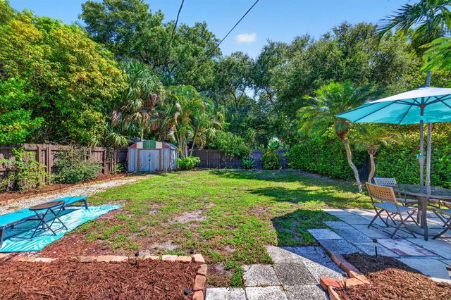 601 NE 14th Place, Fort Lauderdale, FL 33304