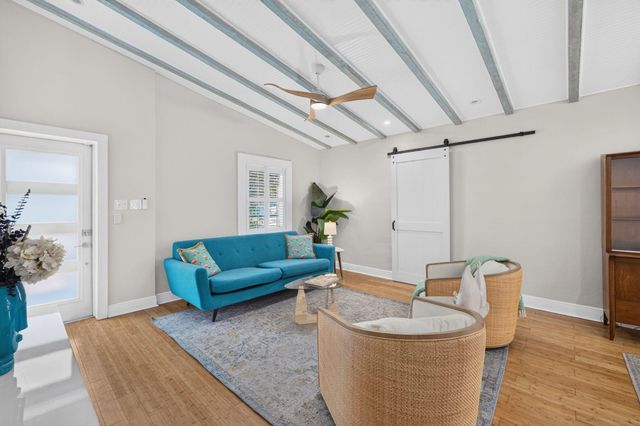 601 NE 14th Place, Fort Lauderdale, FL 33304
