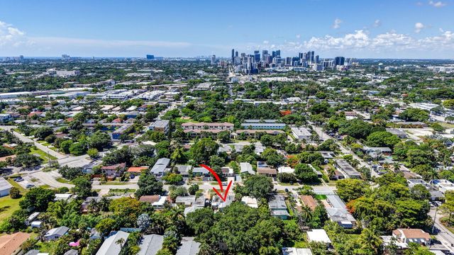 601 NE 14th Place, Fort Lauderdale, FL 33304