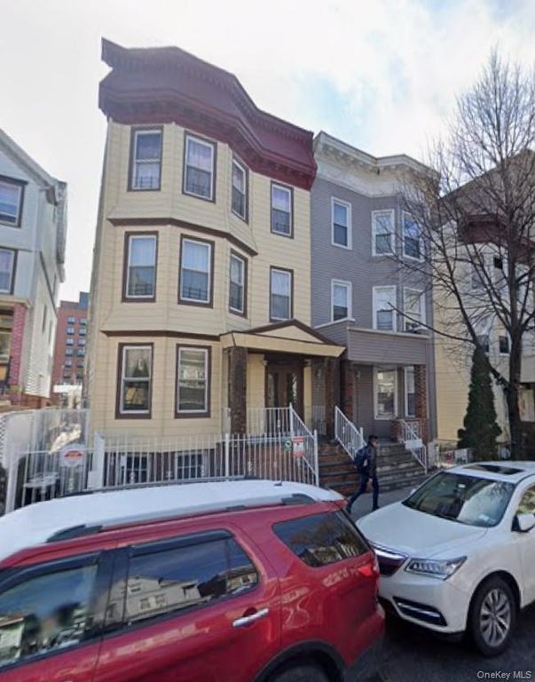 3084 Decatur Avenue 2nd floor, Bronx, NY 10467