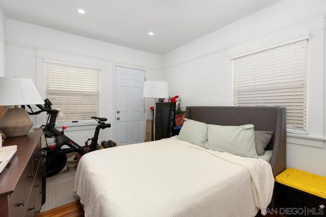 4486 Kansas St, San Diego, CA 92116