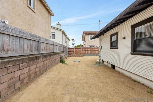 4486 Kansas St, San Diego, CA 92116