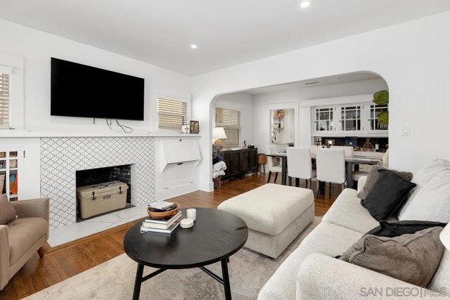 4486 Kansas St, San Diego, CA 92116