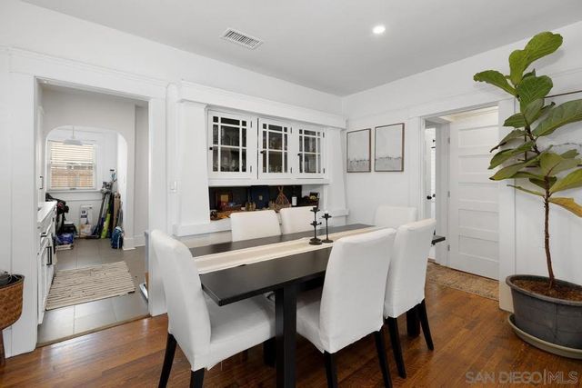 4486 Kansas St, San Diego, CA 92116