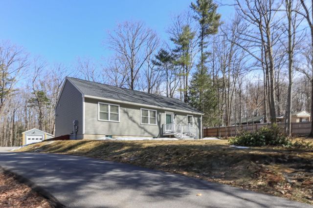 312 Cross Mill Road, Northfield, NH 03276